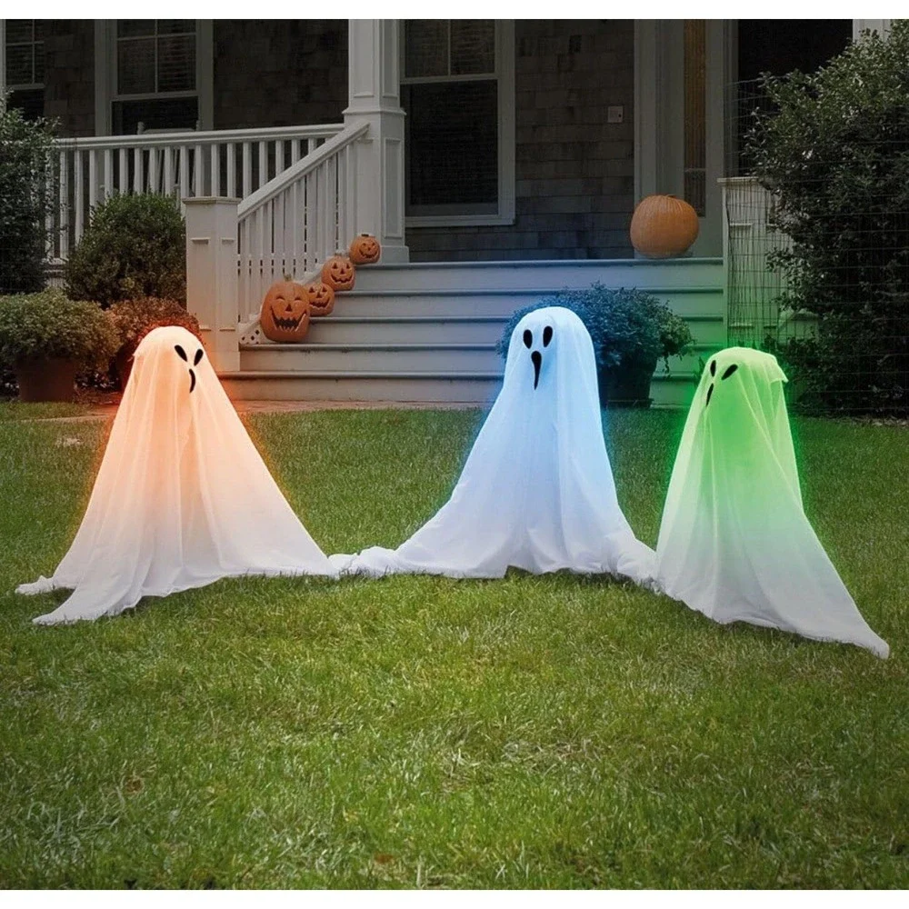 Forum Novelties 3 Small Ghostly Group Decoration 19